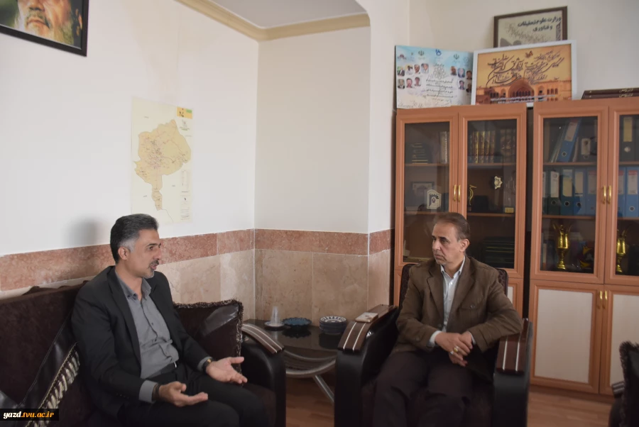  برگزاری نشست کارشناسی با هدف بررسی، امکان‌سنجی و برنامه‌ریزی احداث تصفیه‌خانه در دانشکدۀ شهید صدوقی یزد 3