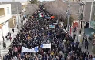 حضور کارکنان، اساتید و دانشجویان دانشکده ملی مهارت شریف ابرکوه در راهپیمایی ۲۲ بهمن 6