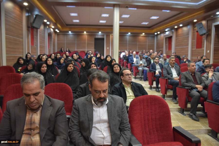 برگزاری جلسه تکریم و معارفه رئیس آموزشکده دختران یزد حضرت رقیه(س) 4