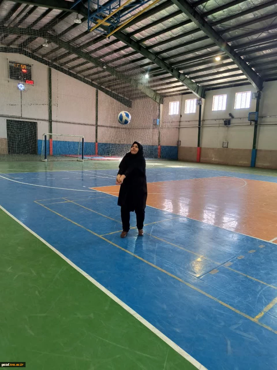برگزاری برنامه ورزشی ویژه همکاران آموزشکده ملی مهارت دختران حضرت یزد
 2