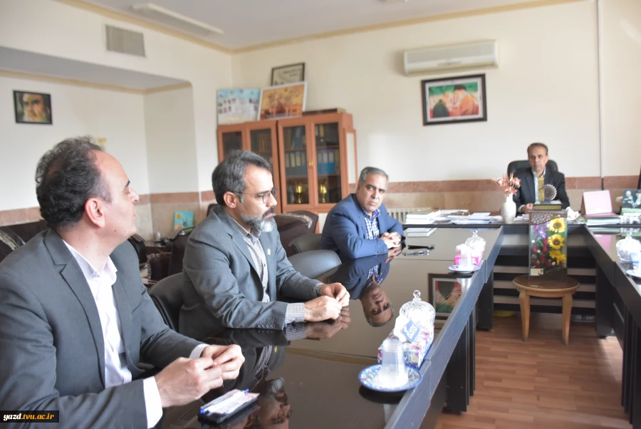 برگزاری جلسه بنیاد حامیان دانشگاه ملی مهارت استان یزد 3