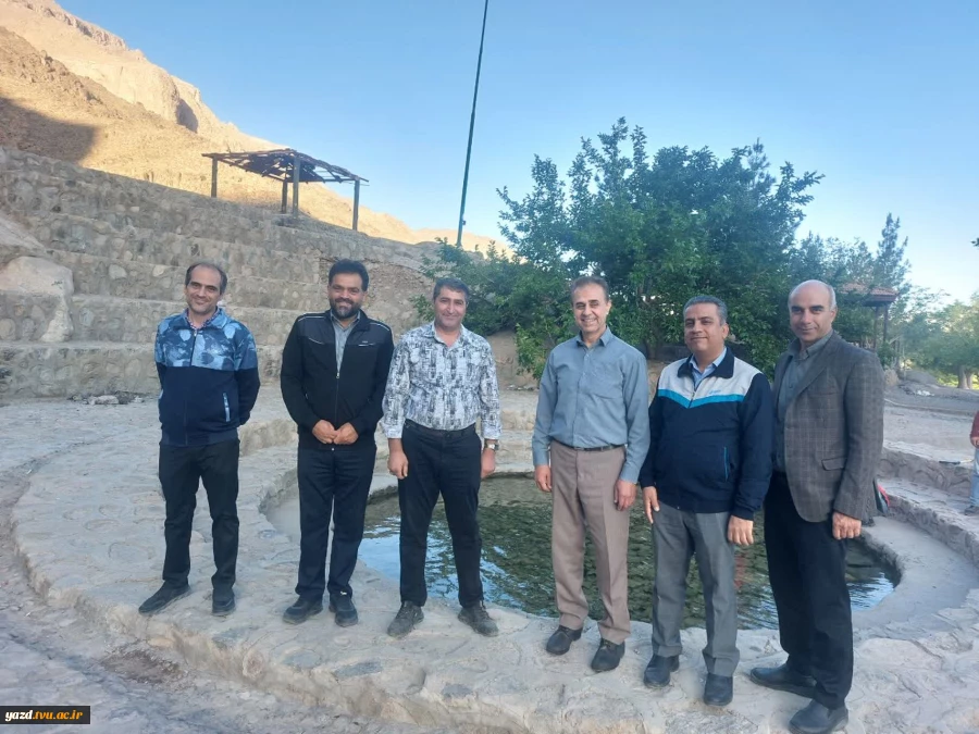 برگزاری آیین کوهنوردی کارکنان دانشگاه ملی مهارت استان یزد 4