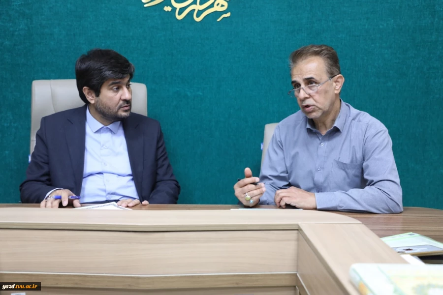 امضای تفاهم‌نامه همکاری مشترک دانشگاه ملی مهارت یزد و شهرداری یزد 4