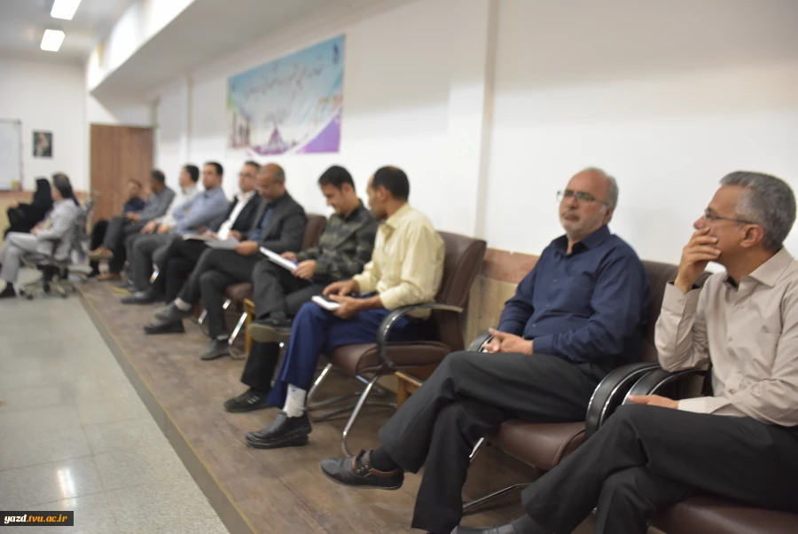 برگزاری جلسه ریاست دانشگاه ملی مهارت استان یزد با اعضای هیئت علمی دانشگاه 3