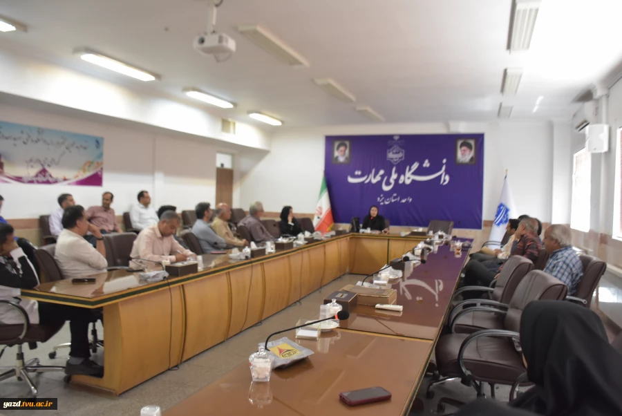 برگزاری کارگاه آموزشی «تاب‌آوری در بحران» ویژه کارکنان دانشگاه ملی مهارت استان یزد 4