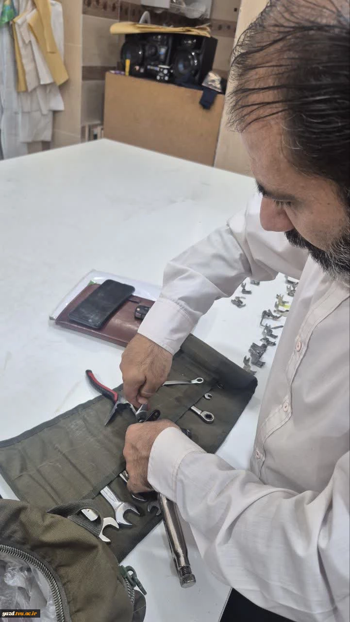 شکوفایی مهارت در سایه‌سارِ دانش؛ برگزاری ورکشاپ سه روزه، تخصصی تجهیزات کارگاهی در آموزشکده ملی مهارت دختران میبد
 3