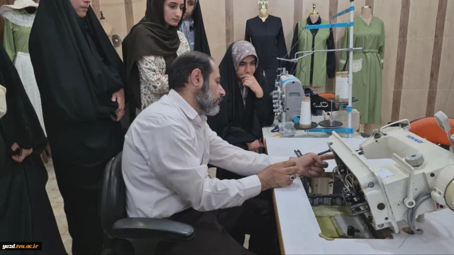 شکوفایی مهارت در سایه‌سارِ دانش؛ برگزاری ورکشاپ سه روزه، تخصصی تجهیزات کارگاهی در آموزشکده ملی مهارت دختران میبد
 5