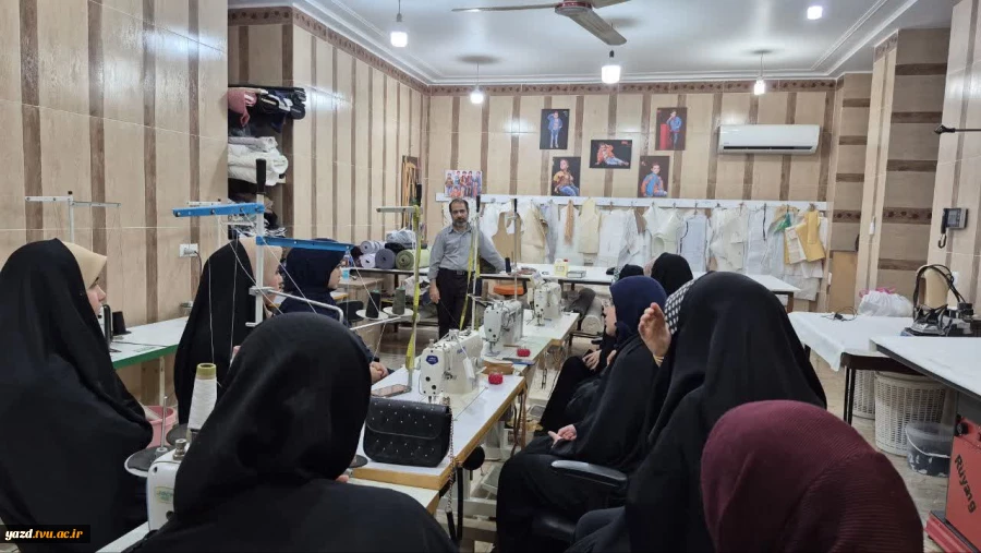 شکوفایی مهارت در سایه‌سارِ دانش؛ برگزاری ورکشاپ سه روزه، تخصصی تجهیزات کارگاهی در آموزشکده ملی مهارت دختران میبد
 9