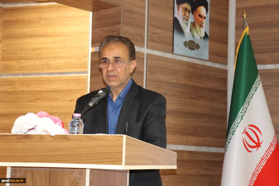 تجلیل از سرآمدان آموزشی دانشگاه ملی مهارت استان یزد 2