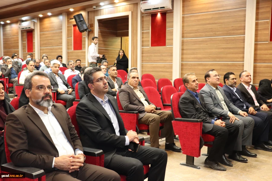 تجلیل از سرآمدان آموزشی دانشگاه ملی مهارت استان یزد 5