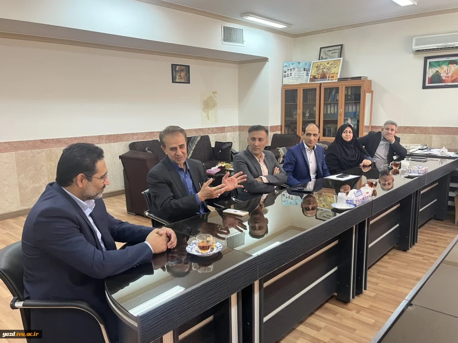 نشست معاون دانشگاه ملی مهارت کشور با روسای مراکز تابعه استان یزد 3