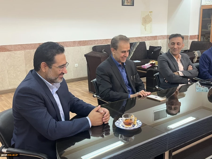 نشست معاون دانشگاه ملی مهارت کشور با روسای مراکز تابعه استان یزد 4