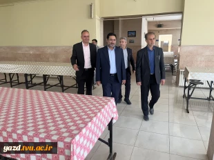 بازدید معاون دانشگاه ملی مهارت از کارگاه‌ها، خوابگاه و سلف دانشجویی دانشگاه ملی مهارت استان یزد 6