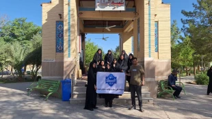 هم‌زمانی عزای آل‌الله و غرورآفرینی آزادسازی خرمشهر؛ تجلی ارادت کارکنان آموزشکده ملی مهارت دختران میبد
 4