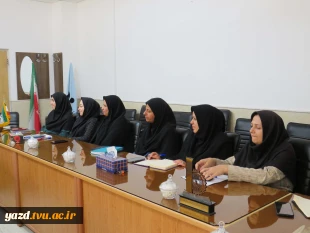 برگزاری جلسه شورای آموزشی با حضور معاونت آموزشی پژوهشی استان در آموزشکده ملی مهارت دختران میبد
 3