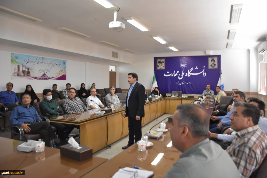 برگزاری کارگاه آموزشی «نسل Z؛ فرصت‌ها و چالش‌ها» در دانشگاه ملی مهارت استان یزد 4