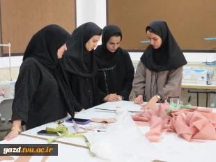 کلاس‌های عملی وتئوری- عملی دانشگاه ملی مهارت - آموزشکده دختران میبد، به صورت حضوری برگزار گردید
 7