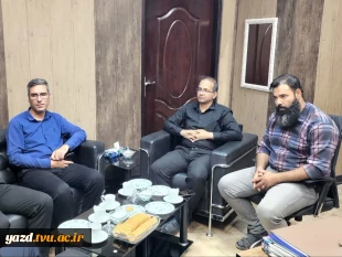 دیدار رئیس دانشکده ملی مهارت شریف  با شهردار ابرکوه؛ تأکید بر گسترش همکاری‌های آموزشی و شهری 5