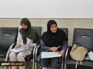 برگزاری جلسه آموزشی با هدف برنامه‌ریزی درسی ترم ۰۵۱در آموزشکده ملی مهارت دختران میبد
 4