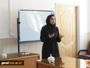 برگزاری جلسه مصاحبه علمی و تخصصی مدرسان رشته گرافیک در آموزشکده ملی مهارت دختران میبد
 7