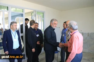 بازدید نماینده مردم یزد از حوزه برگزاری کنکور سراسری ۱۴۰۵ در دانشگاه ملی مهارت یزد 4