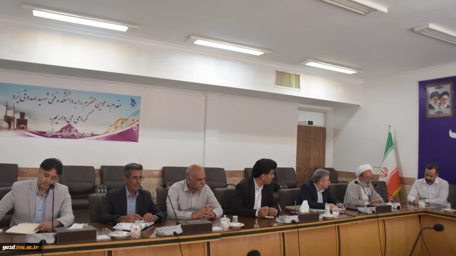 نشست هم‌اندیشی و برنامه‌ریزی سال تحصیلی جدید در دانشگاه ملی مهارت استان یزد برگزار شد 5