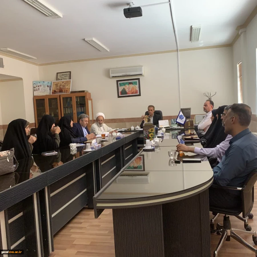 نشست هم‌اندیشی ریاست دانشگاه ملی مهارت استان یزد با روسای مراکز دخترانه یزد و میبد برگزار شد 4
