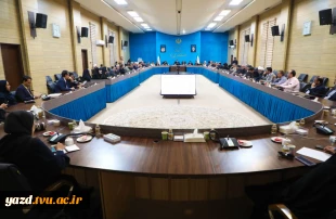 حضور ریاست دانشگاه ملی مهارت استان یزد در نشست قرارگاه حمایت از خانواده و جوانی جمعیت استان 

 3