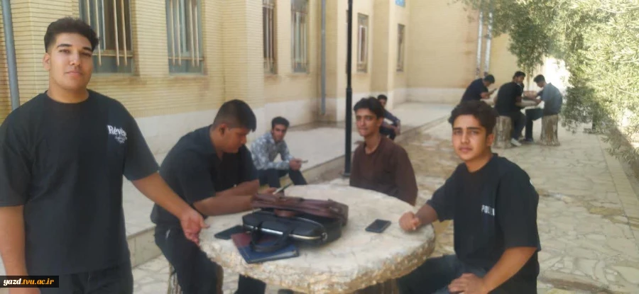 بهار دانش در پاییز؛ شور و نشاط بازگشت به دانشکده  3