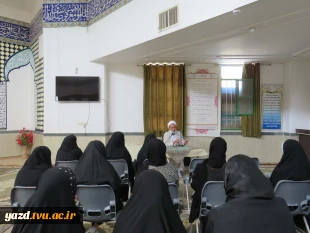 برگزاری جلسه توجیهی سفر مشهد دانشجویان با حضور نماینده نهاد رهبری دانشگاه ملی مهارت استان یزد
 2