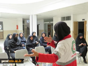 برگزاری مانور پناهگاهی و تخلیه اضطراری در آموزشکده ملی مهارت دختران میبد
 3