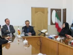 بازدید دکتر محتشمی وهیئت همراه استان از مرکز دختران میبد
 9